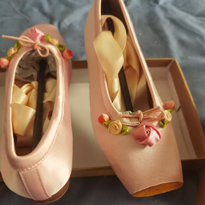 Women Pink Satin Square Toe Lo - Ribbon Tie Heel ulasan dan harga