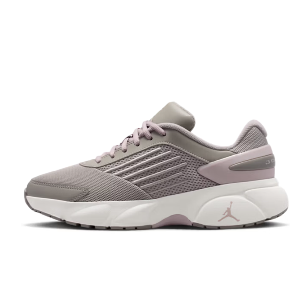 Nike Jordan TRUNNER FLOW: Comf - Women'S Shoes Nike Jordan ulasan dan harga