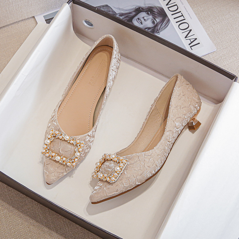 Ivory Textured Satin Pointed T - Women'S Shoes ulasan dan harga